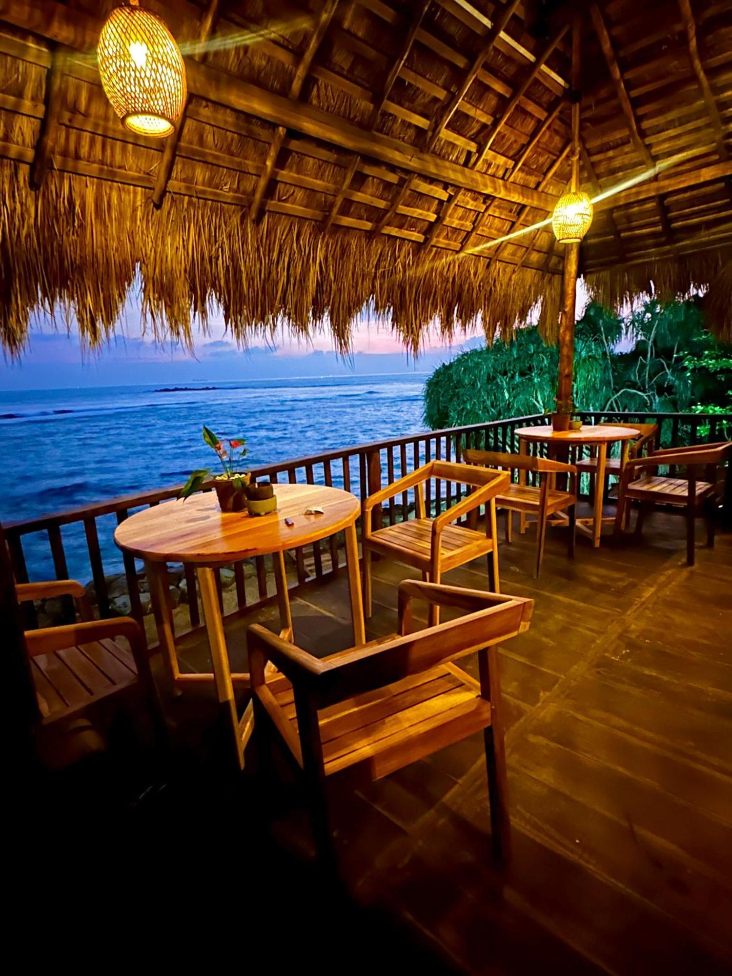 Surf Dom Hotel And Restaurant Ahangama Exteriér fotografie